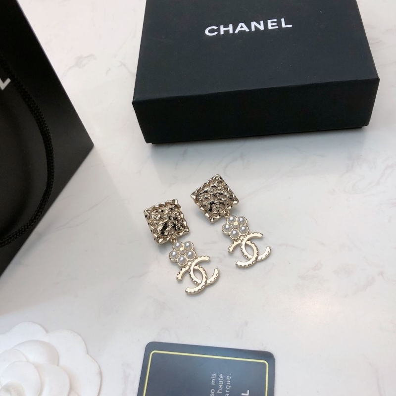 Ch**el earrings